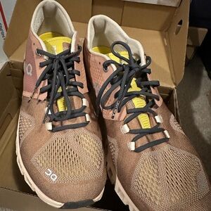 On Running Cloud X Mocha Sand